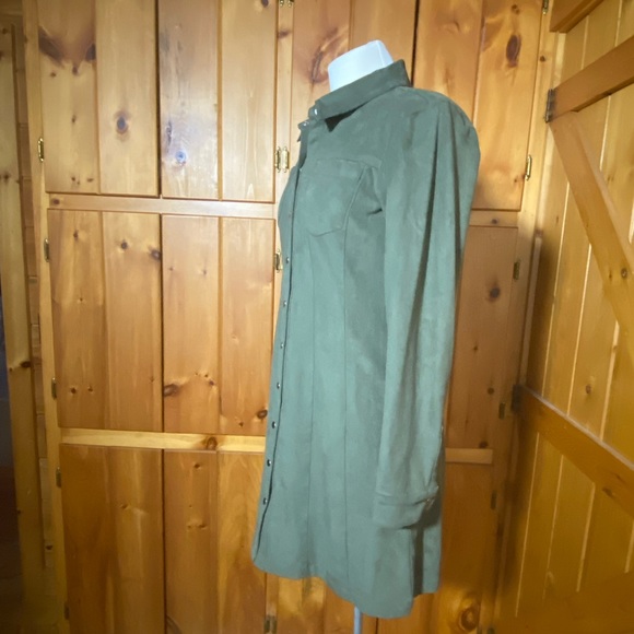 Long sleeve Olive colored 1. State Dress. Size 6. - Picture 5 of 12